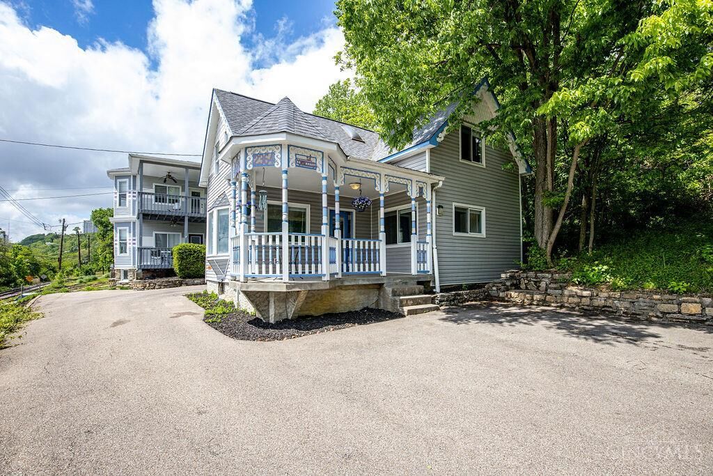 Property Photo: 2364 Gladstone Avenue OH 45202