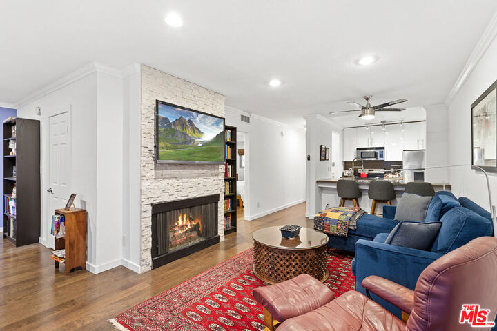 Property Photo:  141 S Clark Dr  CA 90048 