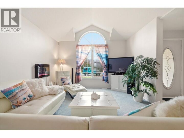 Property Photo:  756 Springrose Way  BC V1W 3M2 