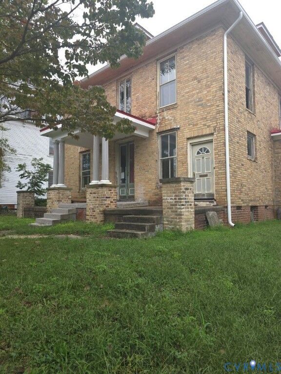 Property Photo:  224 S Jefferson Street  VA 23803 