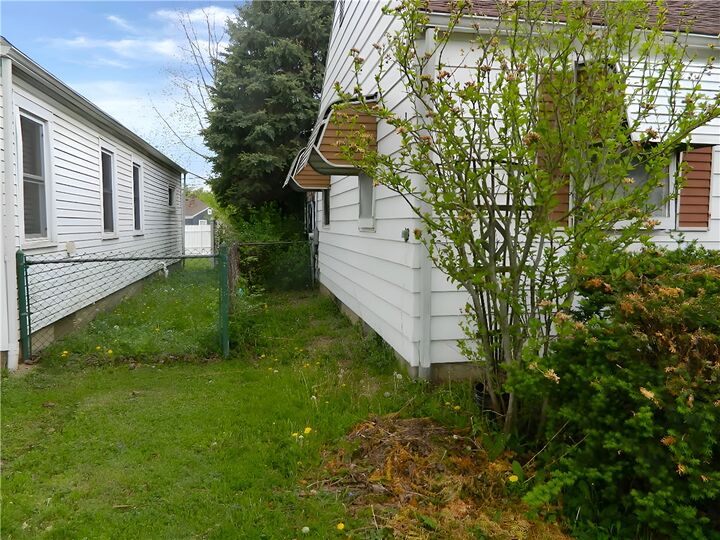 Property Photo:  2037 Studer Avenue  OH 43207 