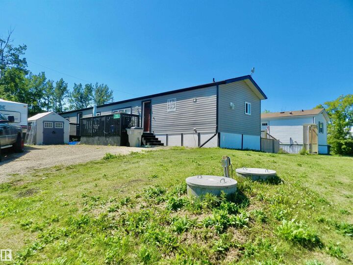 Property Photo:  5103 49 Avenue  AB T0G 0H0 