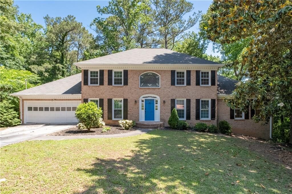 Property Photo:  2562 River Knoll Drive SW  GA 30047 