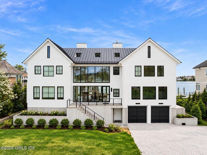 Property Photo:  4 Little Cove Lane  CT 06870 