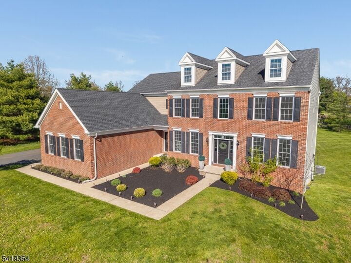 Property Photo:  1 Belmont Ct  NJ 08867 