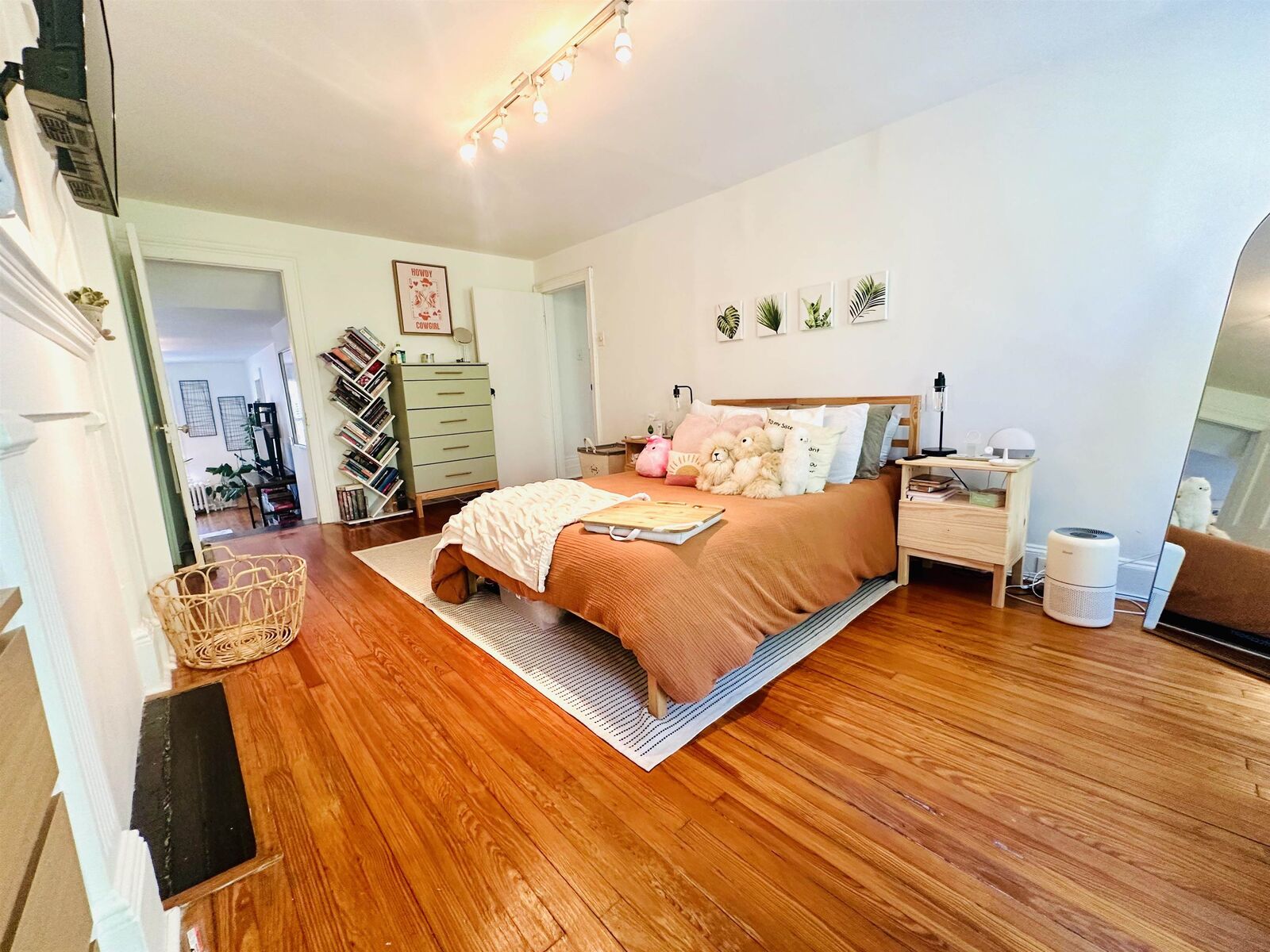 Property Photo:  235 Montgomery St 2  NJ 07302-3632 