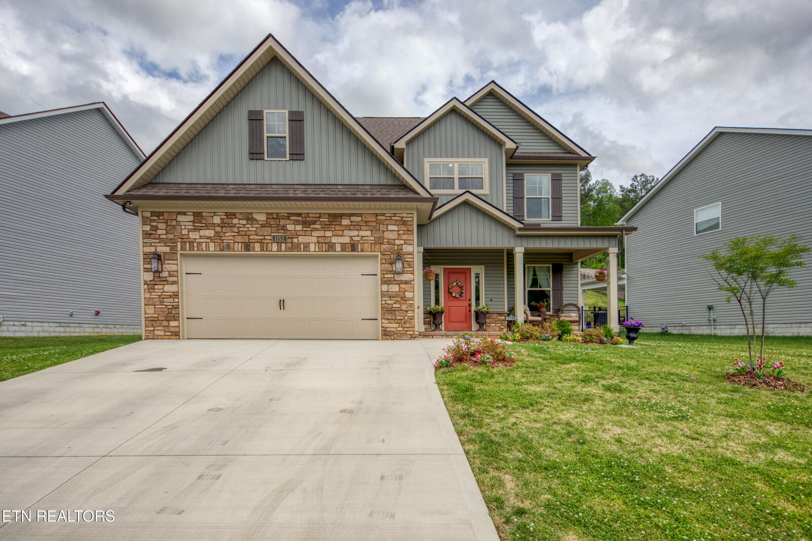 Property Photo:  1152 Madison Oaks Rd  TN 37924 