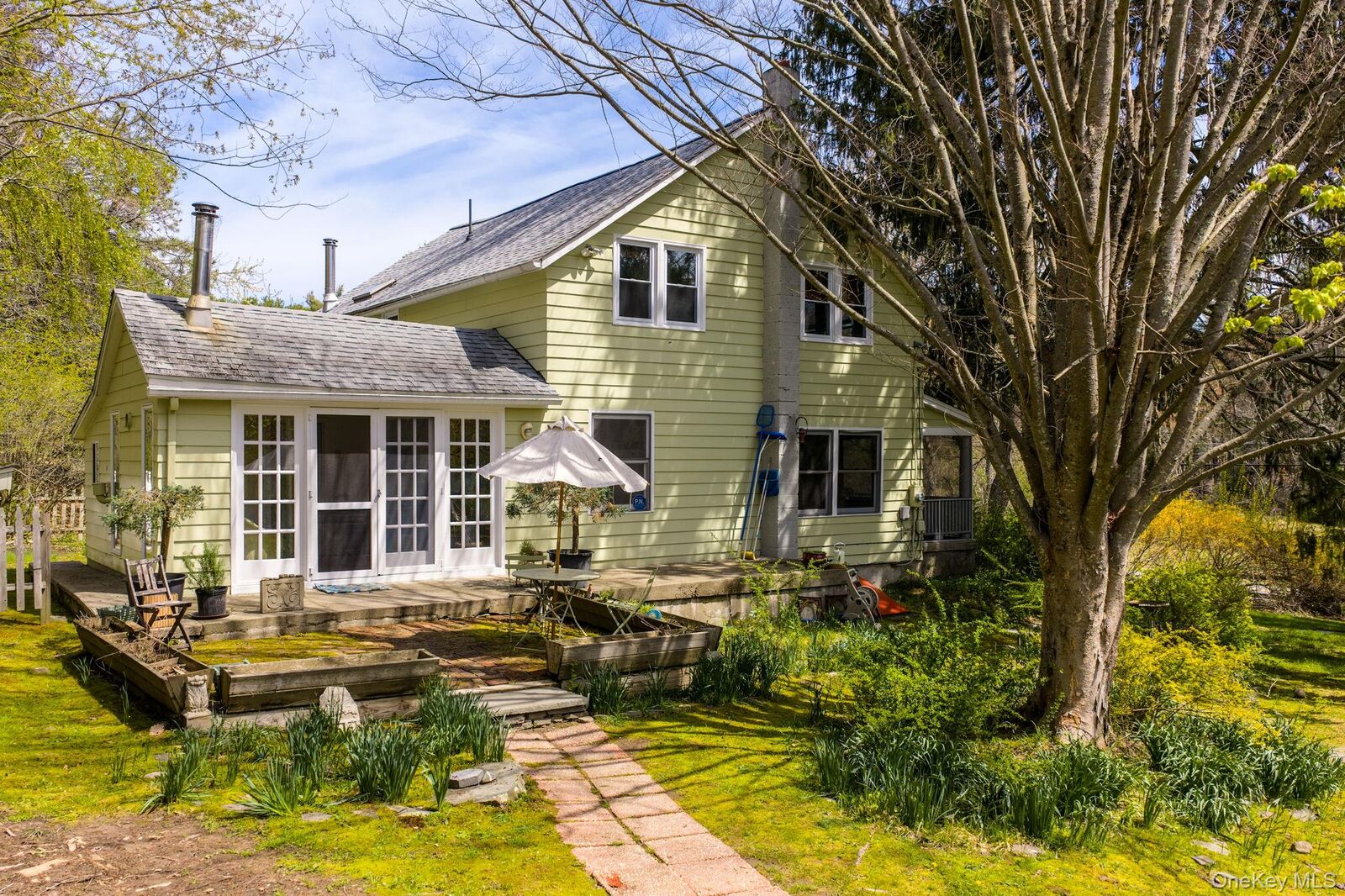 Property Photo:  271 High Road  NY 12737 