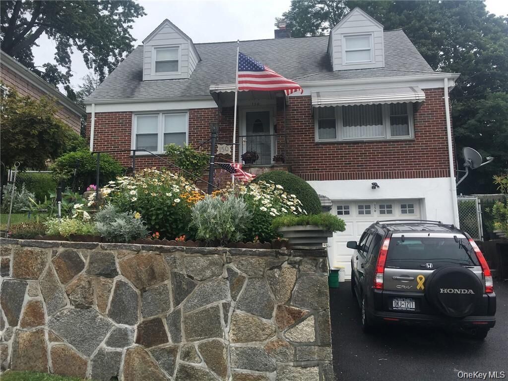 Property Photo:  150 Lincoln Avenue  NY 10604 
