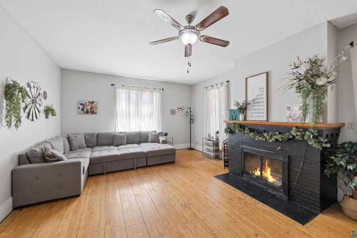 Property Photo:  1009 Main St W  WI 54806 