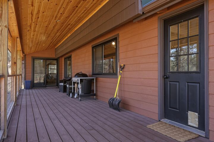 Property Photo: 24637 139th Avenue SD 57744