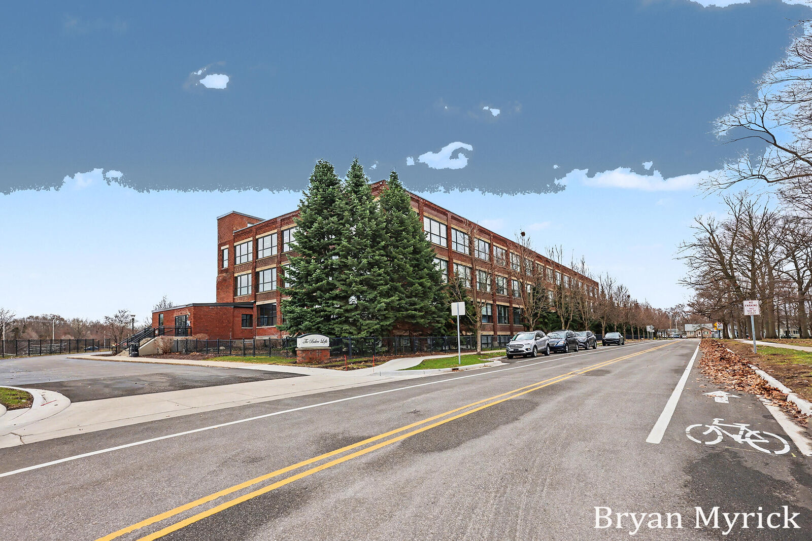 Property Photo:  533 Columbia Avenue  MI 49423 