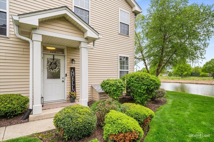 Property Photo:  24019 W Pear Tree Circle  IL 60585 