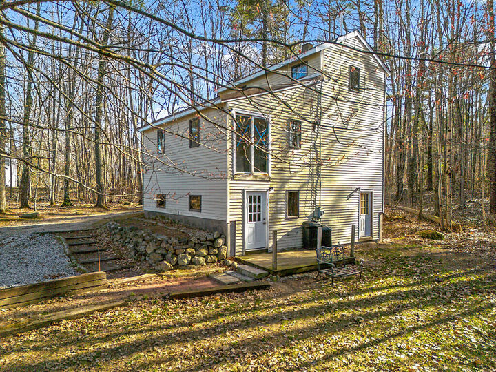 Property Photo:  6 Lookout Lane  ME 04071 