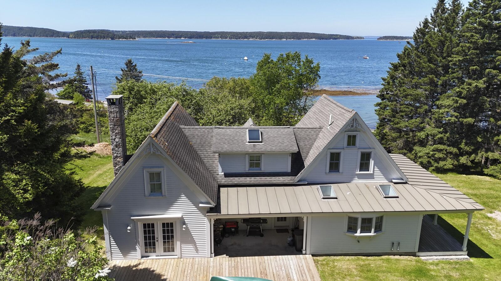 Property Photo:  55 Ferry Road  ME 04685 