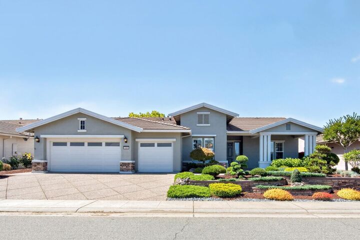 Property Photo:  1089 Overland Lane  CA 95648 