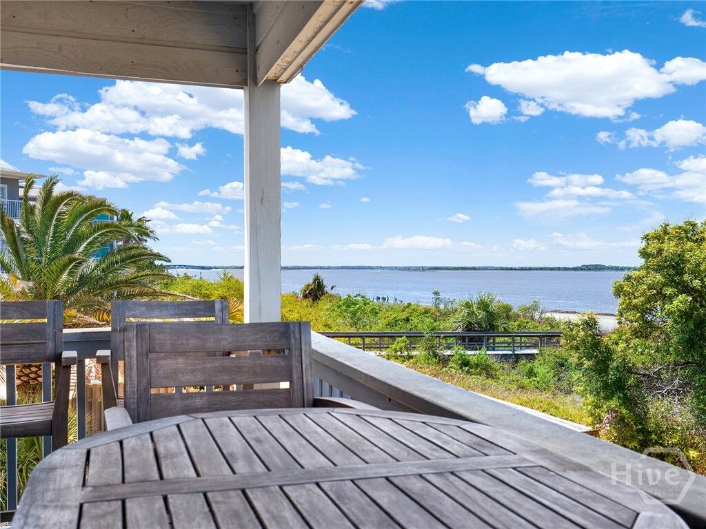 Property Photo:  1217 Bay Street 208B  GA 31328 