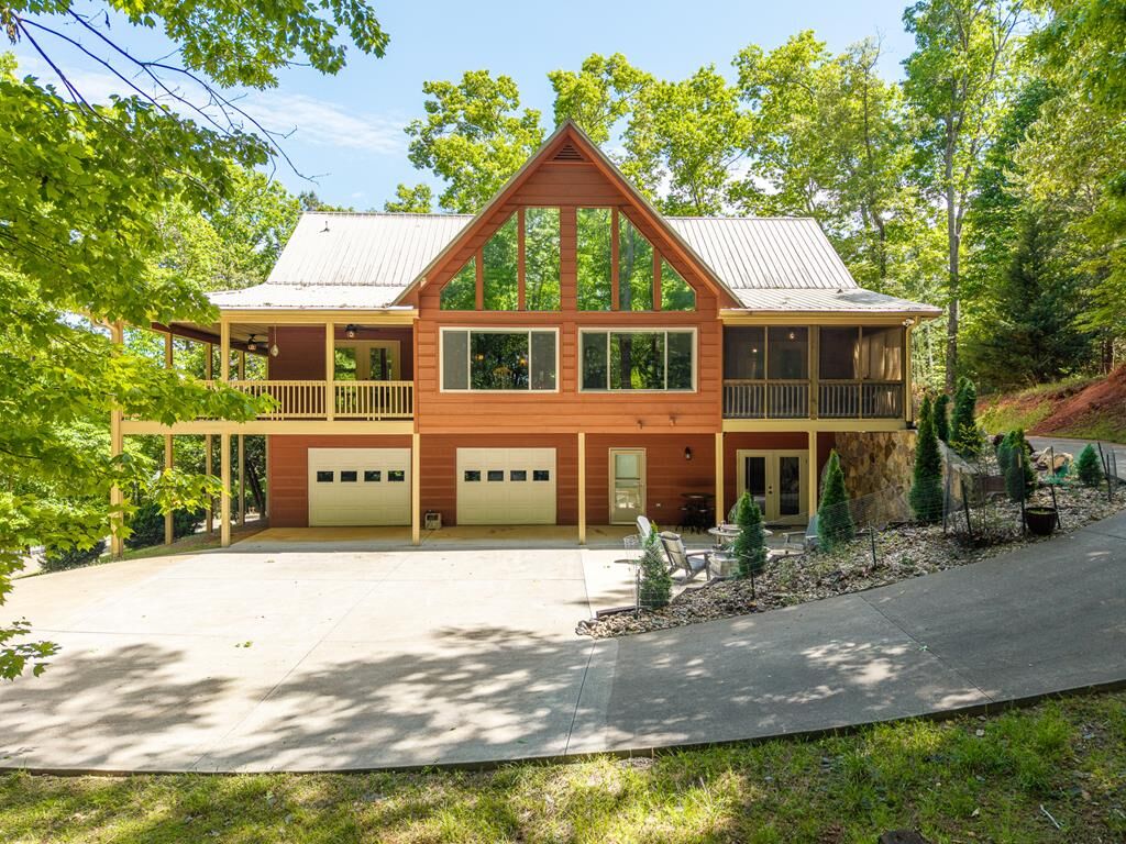 Property Photo:  789 Gateway Drive  GA 30540 