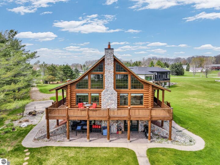 Property Photo:  1085 Bundy Drive  MI 48893 