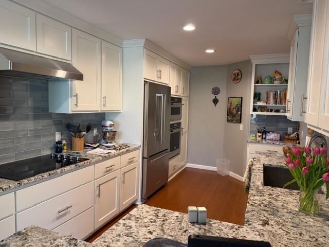 Property Photo:  5601 Dewey Hill Road 220  MN 55439 