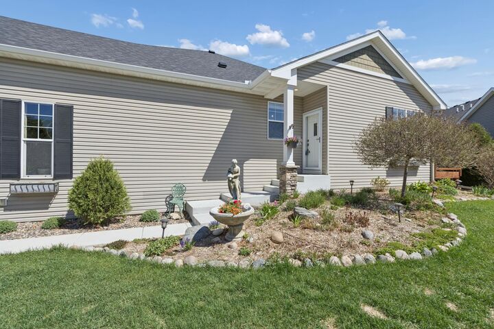 Property Photo:  1051 Anthony Way  MN 55386 