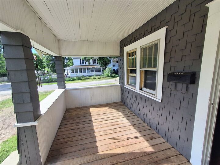 Property Photo:  202 Douglas Street  AR 72616 