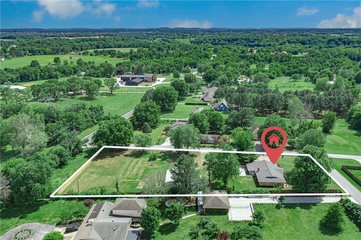 Property Photo:  9268 Amy Drive  AR 72762 