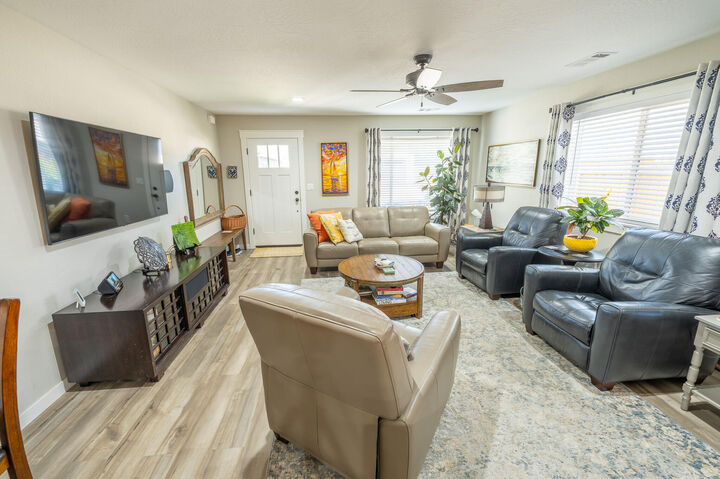 Property Photo:  251 Christopher Way  OR 97540 