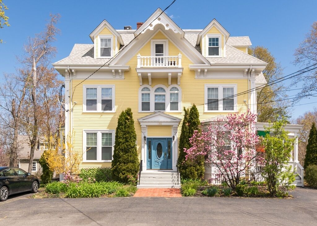 Property Photo:  156 First Parish Rd 6  MA 02066 