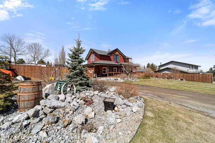 Property Photo: 117 James Street AB T0C 0L0