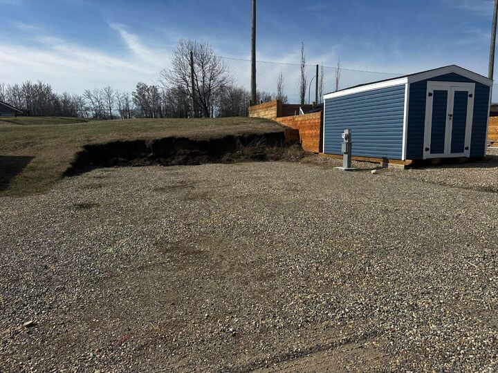 Property Photo: 25054 South Pine Lake Road 6134 AB T0M 1S0