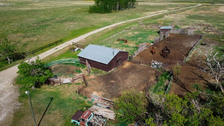 Property Photo: 240141 Range Road 274 AB T1X 2H9