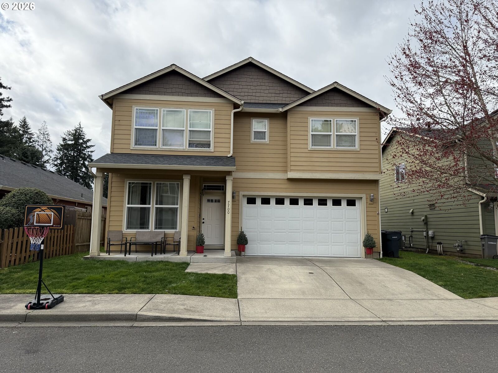Property Photo:  7700 NE 54th Ave  WA 98661 