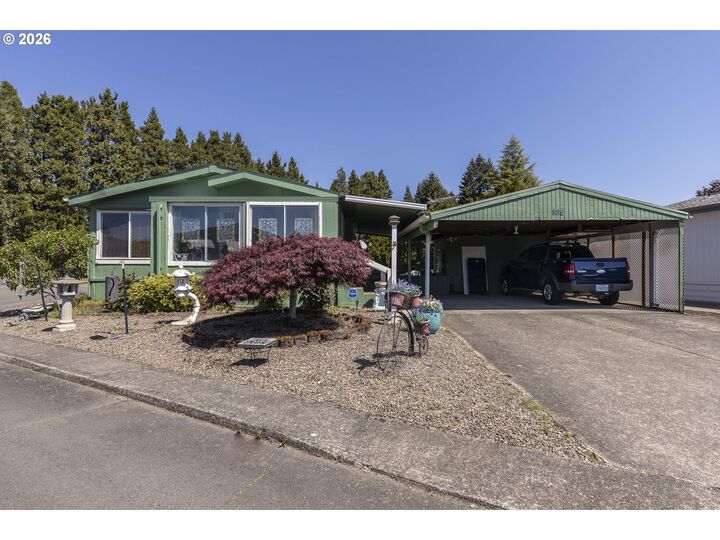 Property Photo:  2410 SE Lancaster Dr 339  OR 97317 