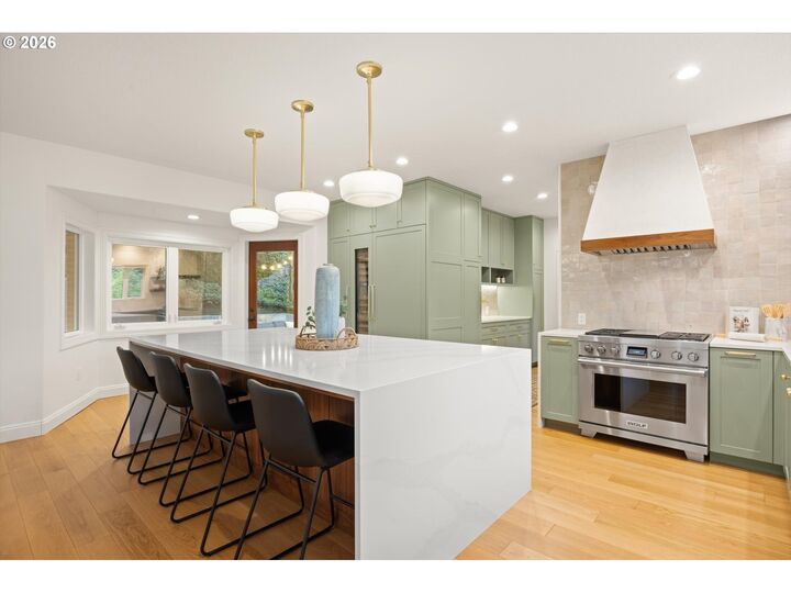 Property Photo:  1430 SW Highland Rd  OR 97221 