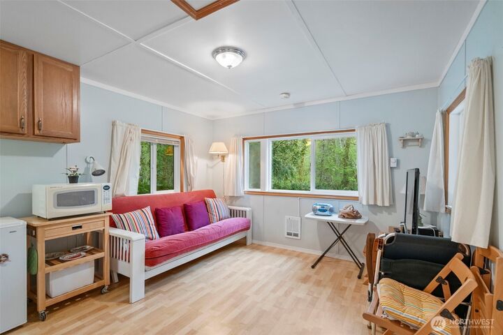 Property Photo:  124  Raydel Drive  WA 98564 