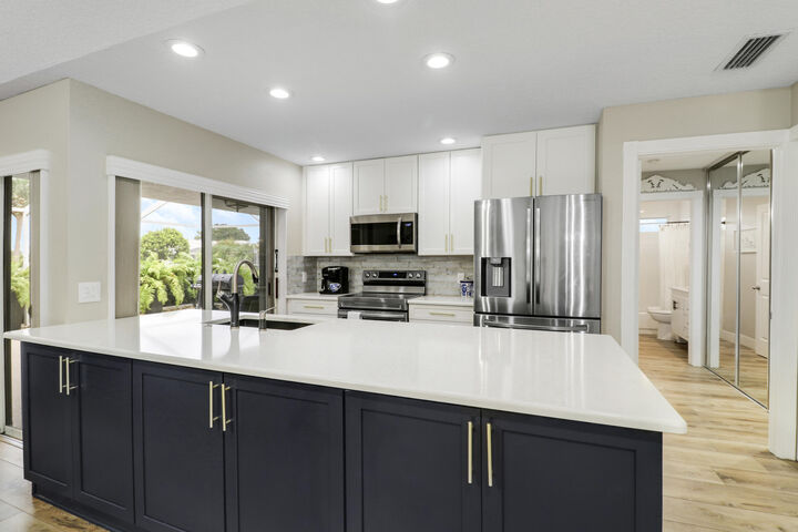 Property Photo: 1228 NW Sun Terrace D FL 34986