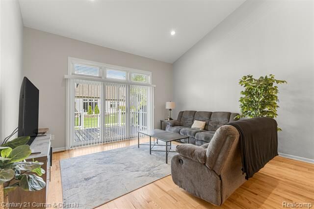 Property Photo:  1062 Biddle Avenue  MI 48192 