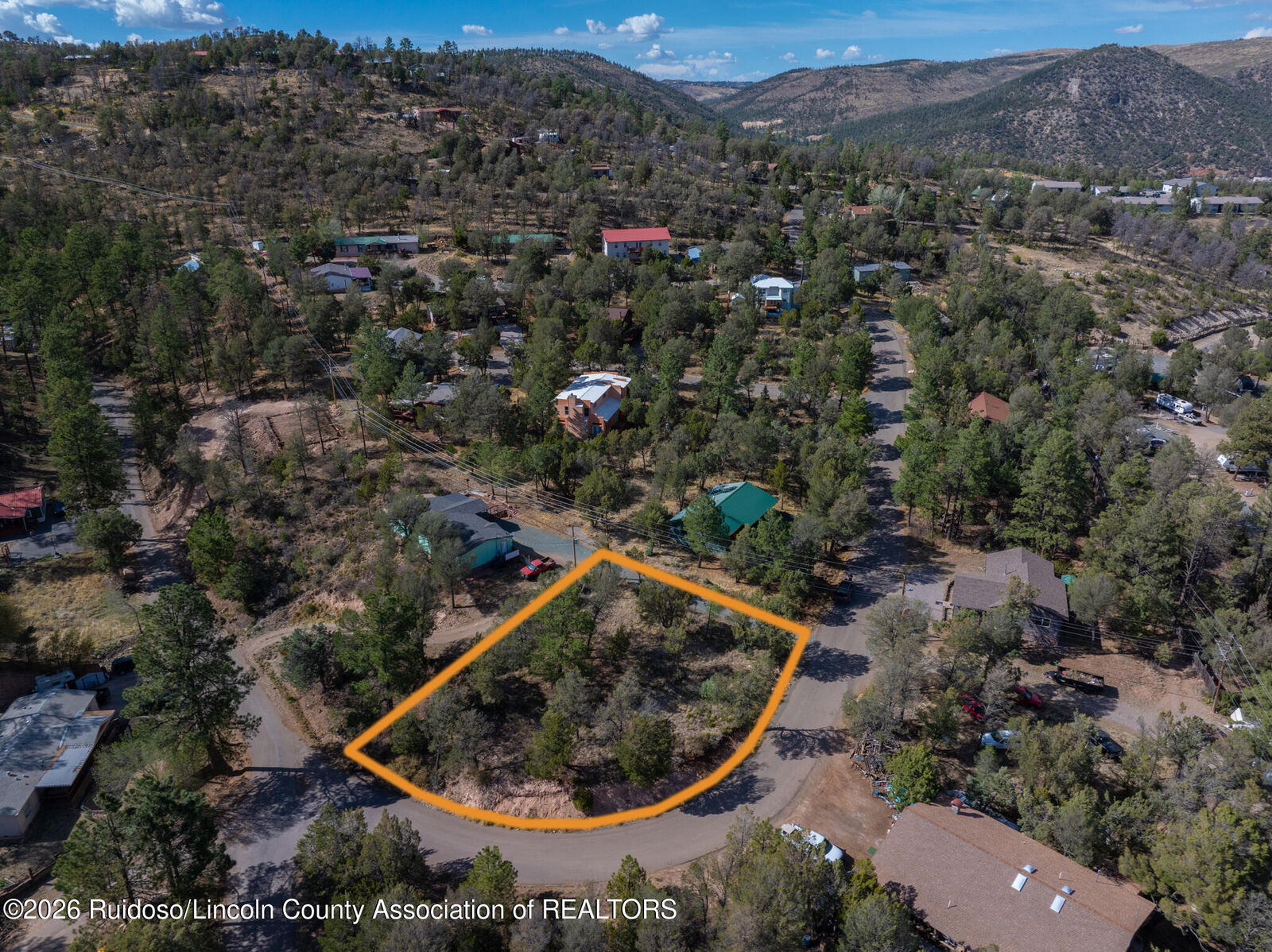Property Photo:  212 Cambridge Way  NM 88345 