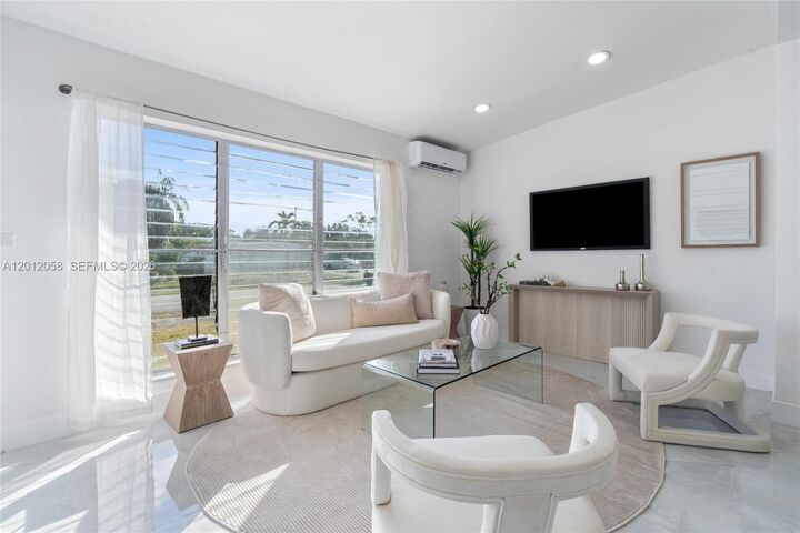 Property Photo:  4041 NE 15th Ter 0  FL 33064 