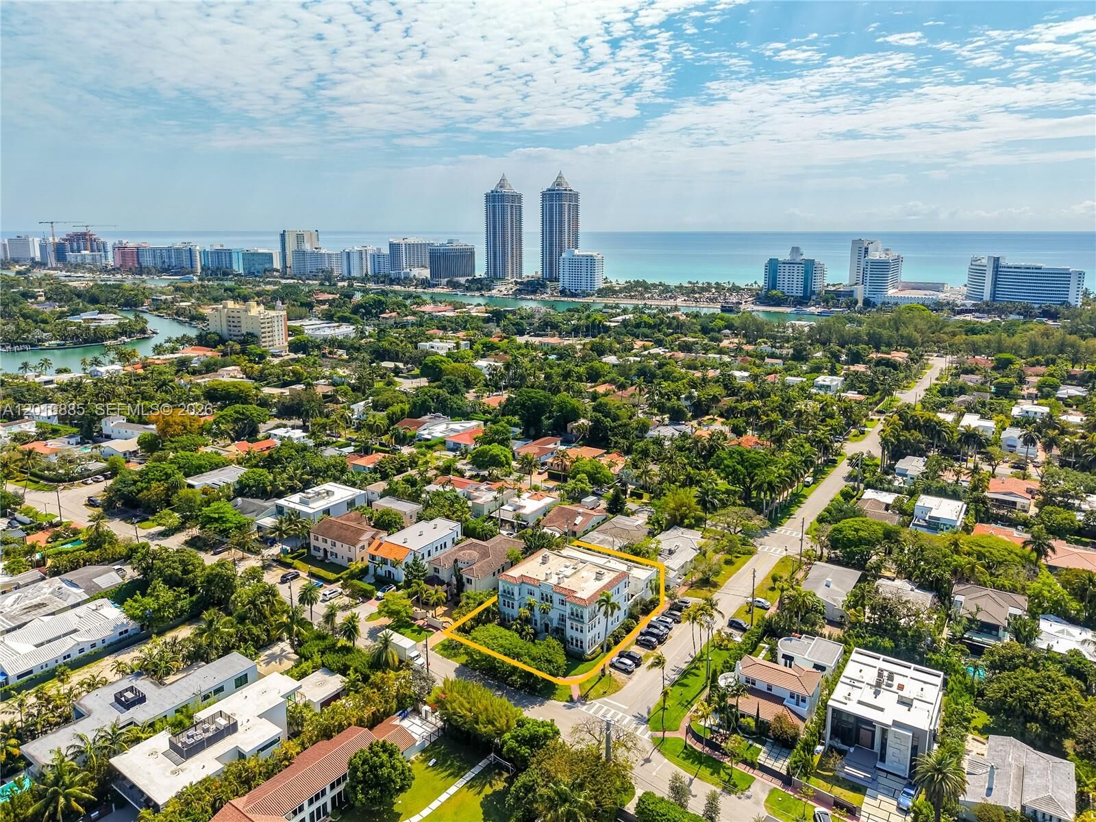 Property Photo:  4501 Prairie Ave 1  FL 33140 