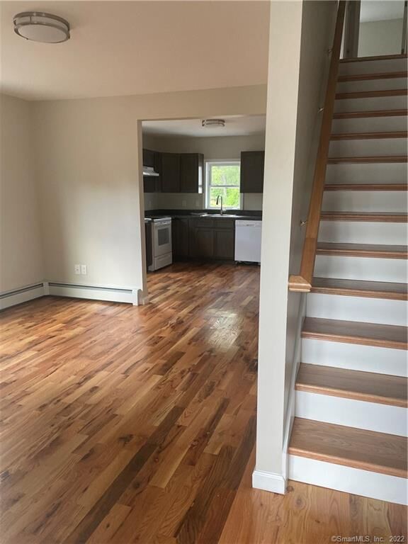 Property Photo:  184 Marlborough Street  CT 06480 