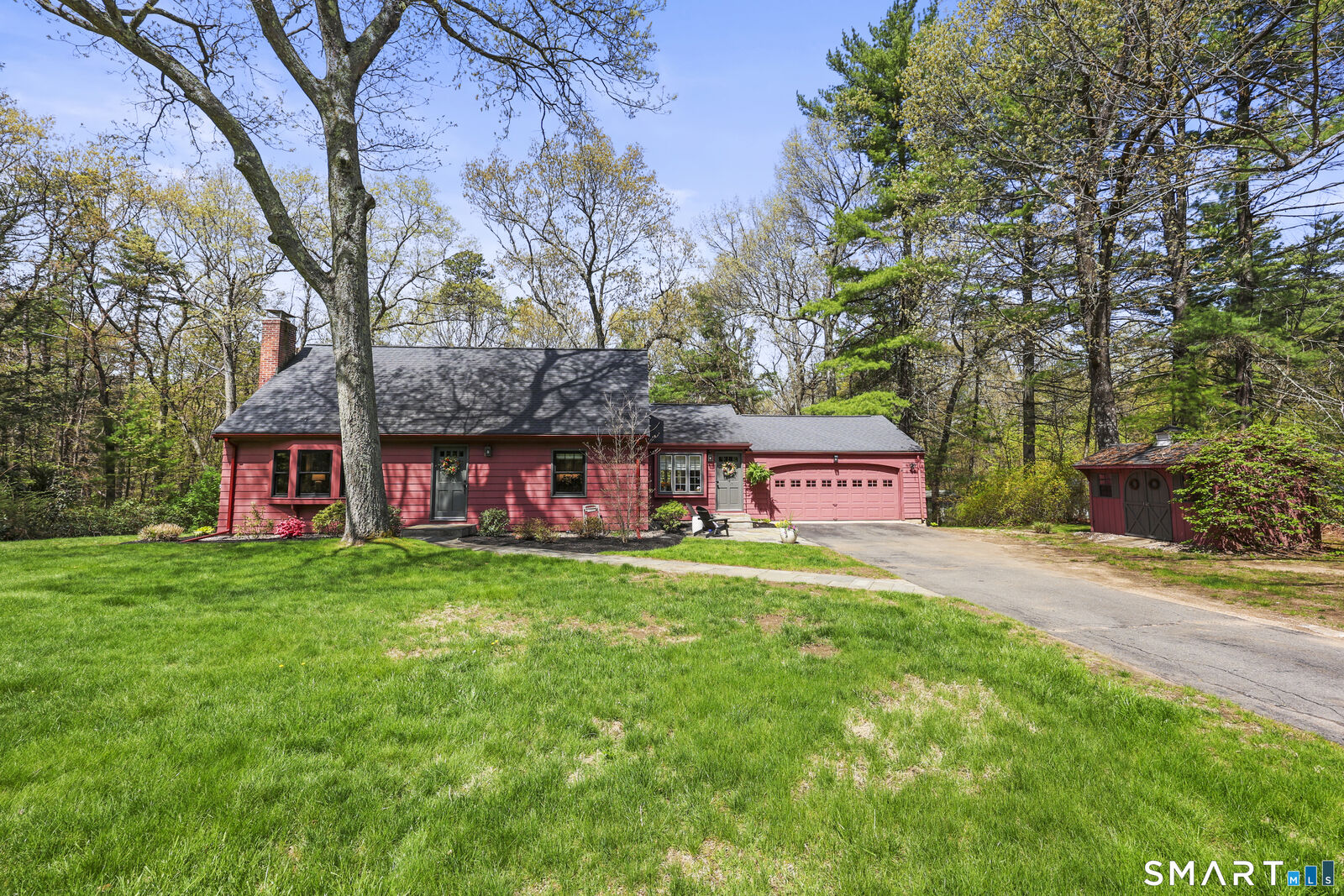 Property Photo:  5 Beaverbrook Road  CT 06092 