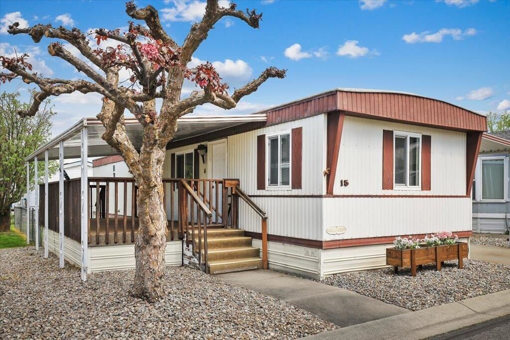 Property Photo:  304 S Conklin Rd #15  WA 99037 