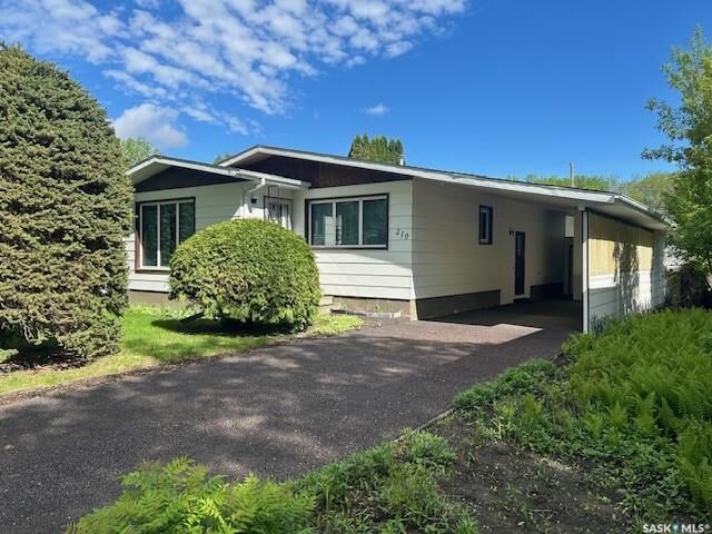 Property Photo: 210 Alexander Avenue SK S0A 0L0