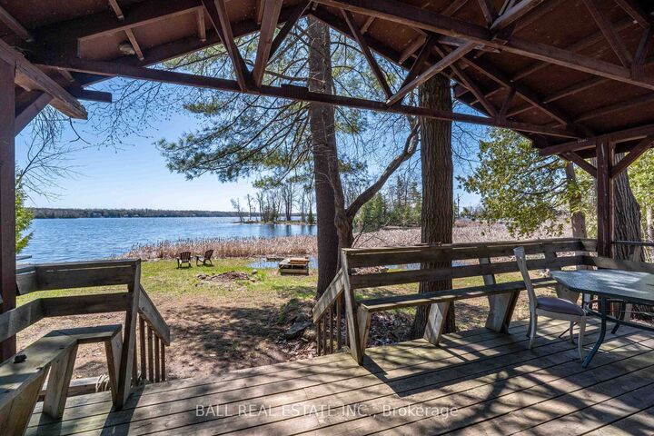 52 Totem Heights Road — photo 1
