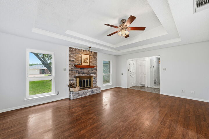 Property Photo:  4805 Creekside Drive  TX 76543 