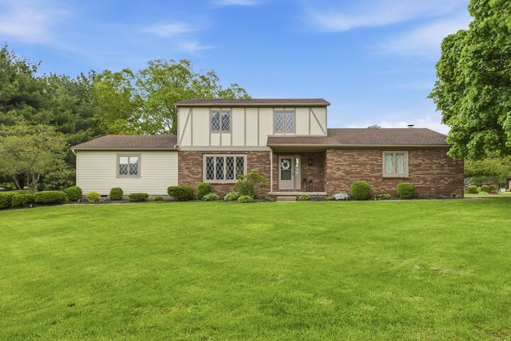 Property Photo:  1323 Olde Post Rd  OH 44805 