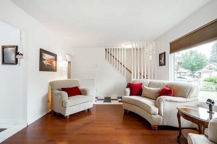 Property Photo: 27145 27B Avenue BC V4W 3C2