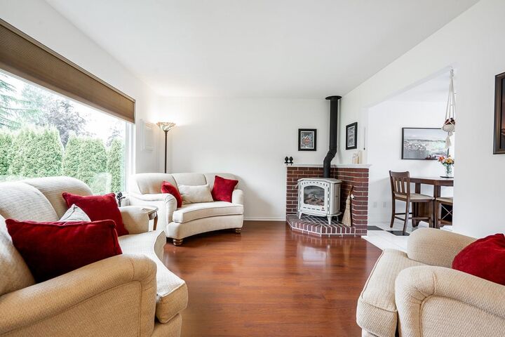 Property Photo:  27145 27B Avenue  BC V4W 3C2 